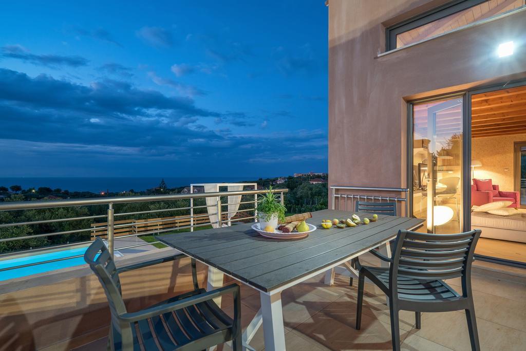 Villa Merovigli - Sea Views & Private Pool, Ideal For Large Groups, By Zantewize Tragaki Luaran gambar